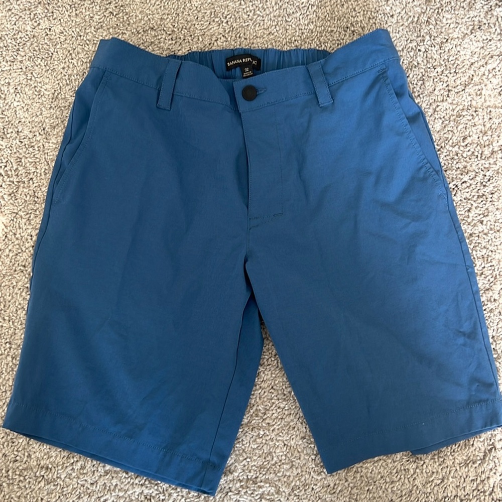 Men’s Banana Republic Athletic Shorts!